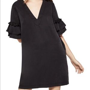 BGBGeneration Tassel Sleeve V-Neck Shift Dress